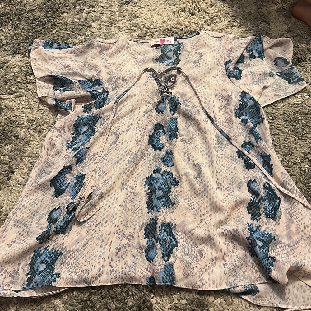 Snake print top
